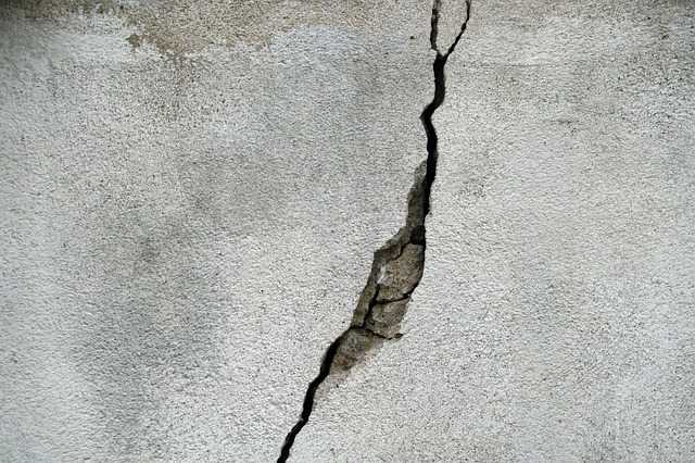 Fissures dangereuses dans les murs?
