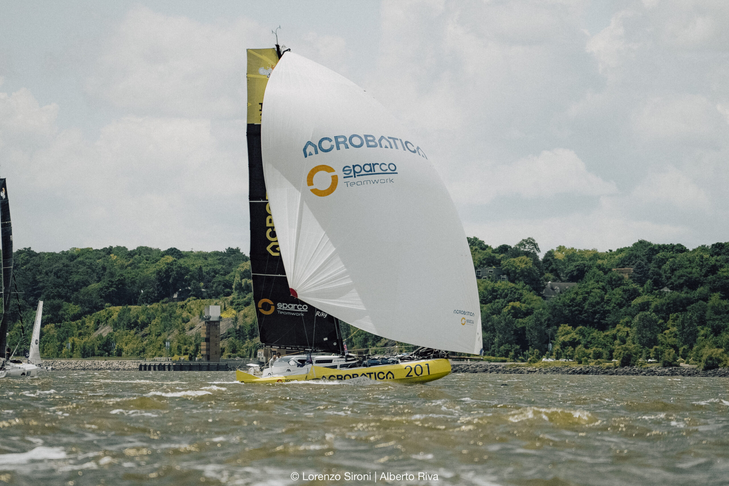 Acrobatica et Alberto Riva en route pour la Québec Saint-Malo